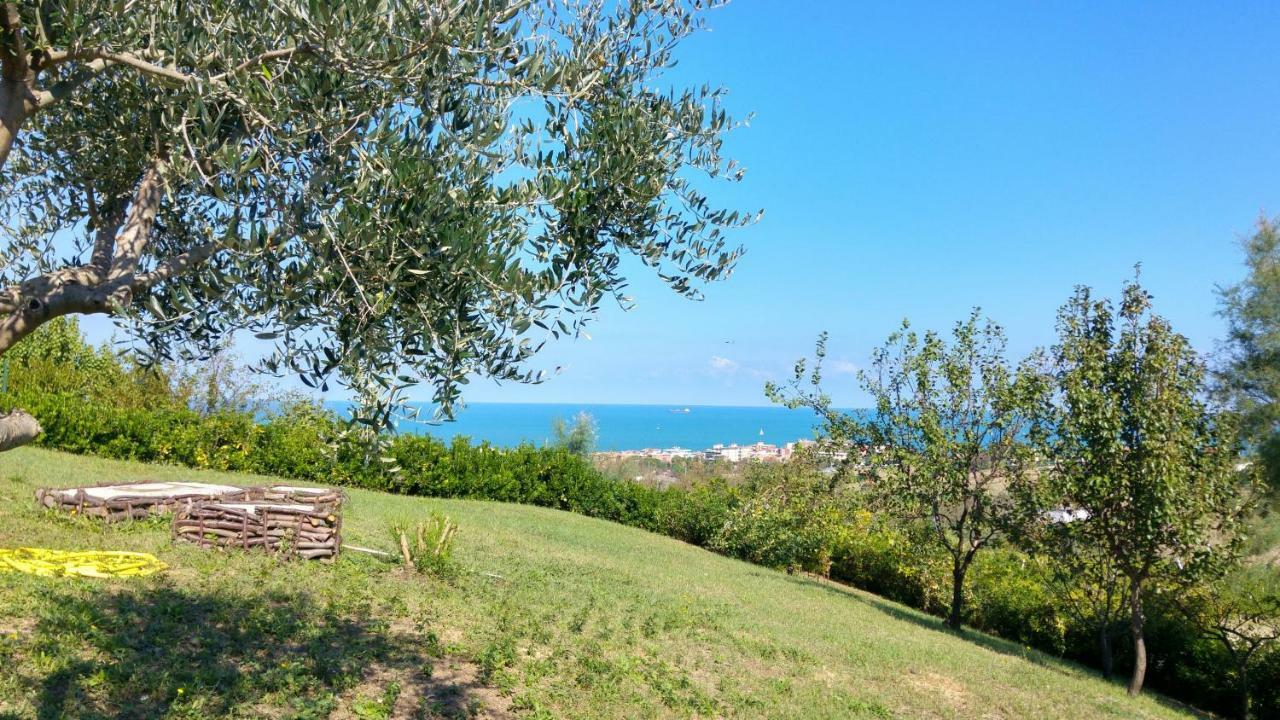 אנקונה Vistazzurra B&B מראה חיצוני תמונה